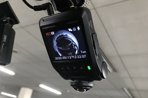 実機レビュー コムテック360°+リアカメラの２カメラドラレコ「HDR360GW 