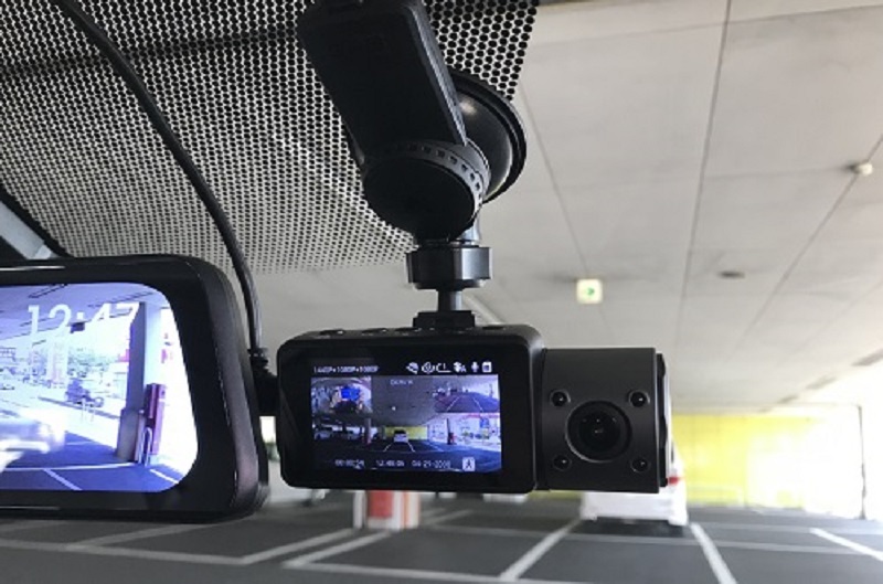 実機レビュー「Y-3000/Z300」の評価 超広角３カメラドラレコ